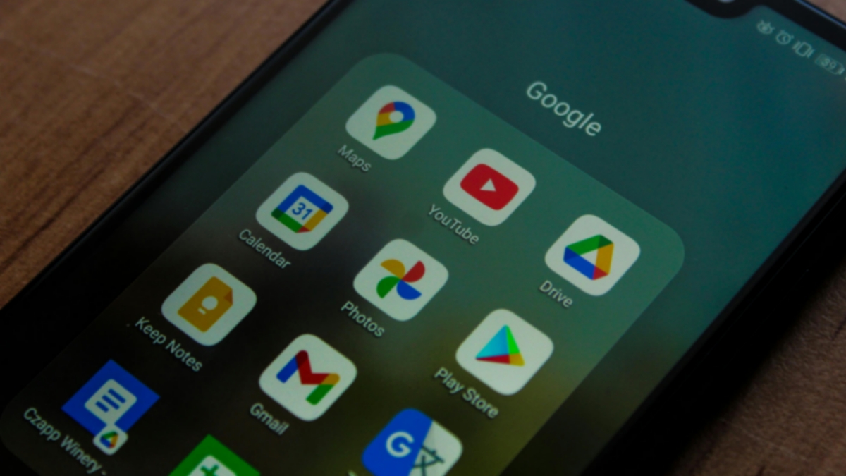 Celular Android com aplicativos Google