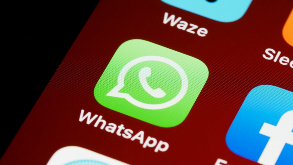 Logo do WhatsApp no celular